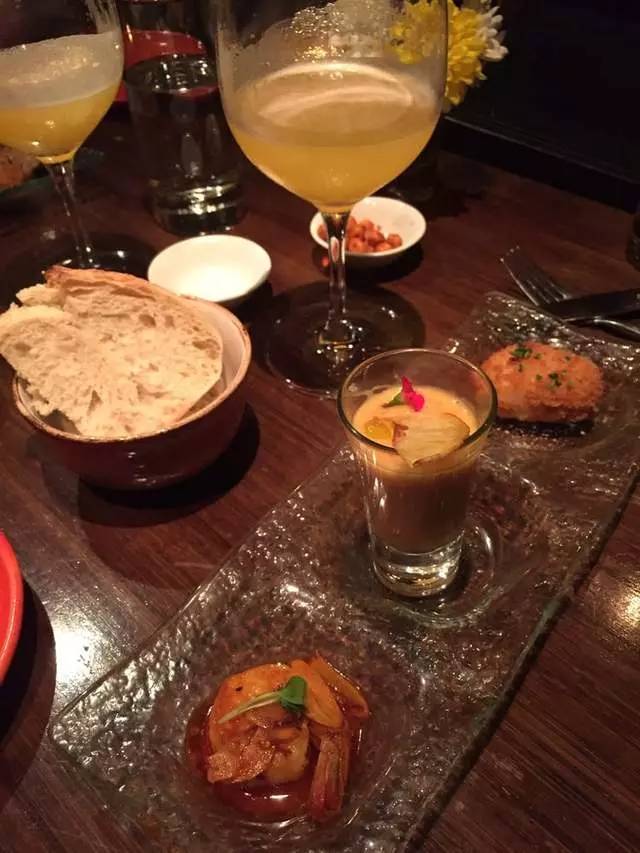 Canela Bistro & Wine Bar