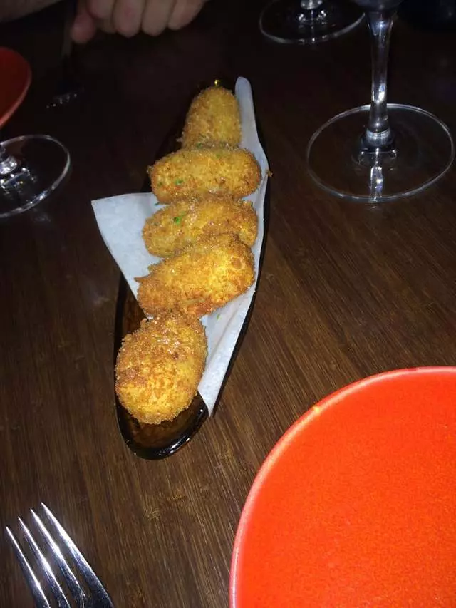 Canela Bistro & Wine Bar
