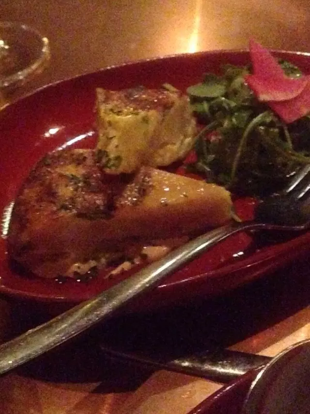 Canela Bistro & Wine Bar