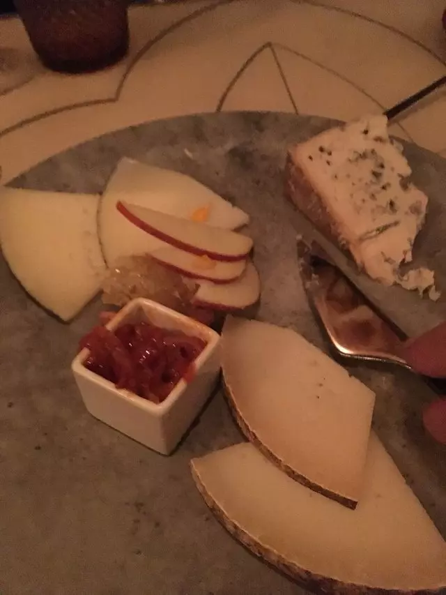 Canela Bistro & Wine Bar