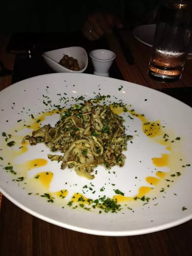 Canela Bistro & Wine Bar