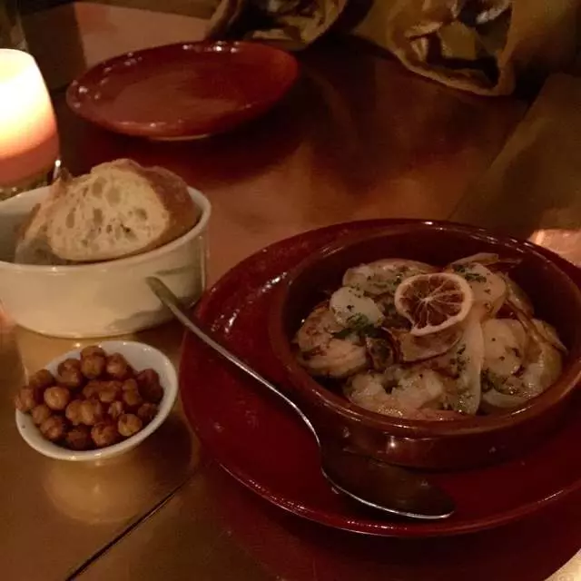Canela Bistro & Wine Bar
