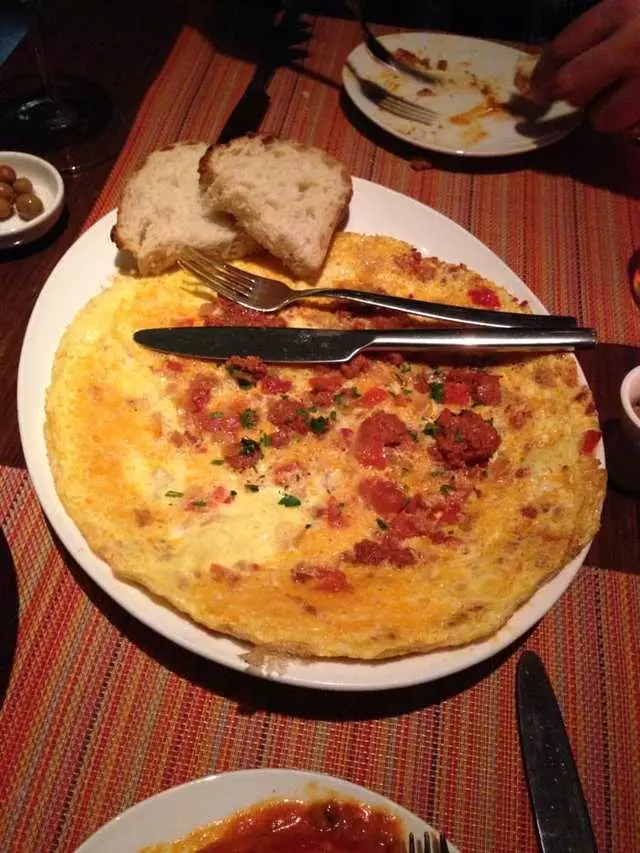 Canela Bistro & Wine Bar