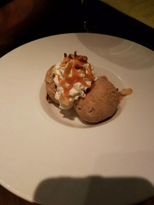 Canela Bistro & Wine Bar