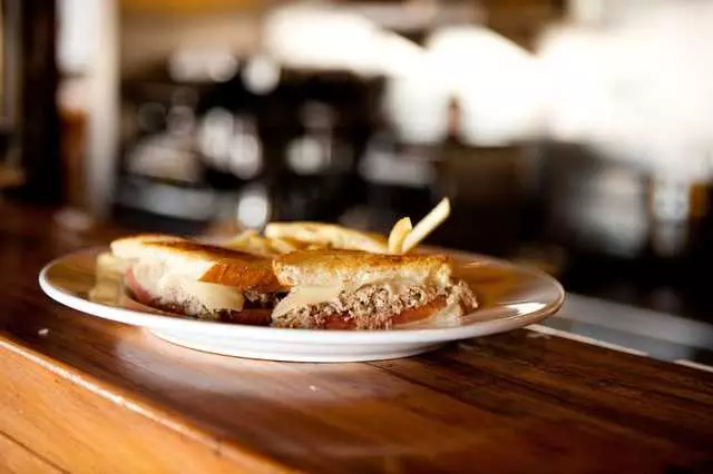 Sally’s Restaurant
