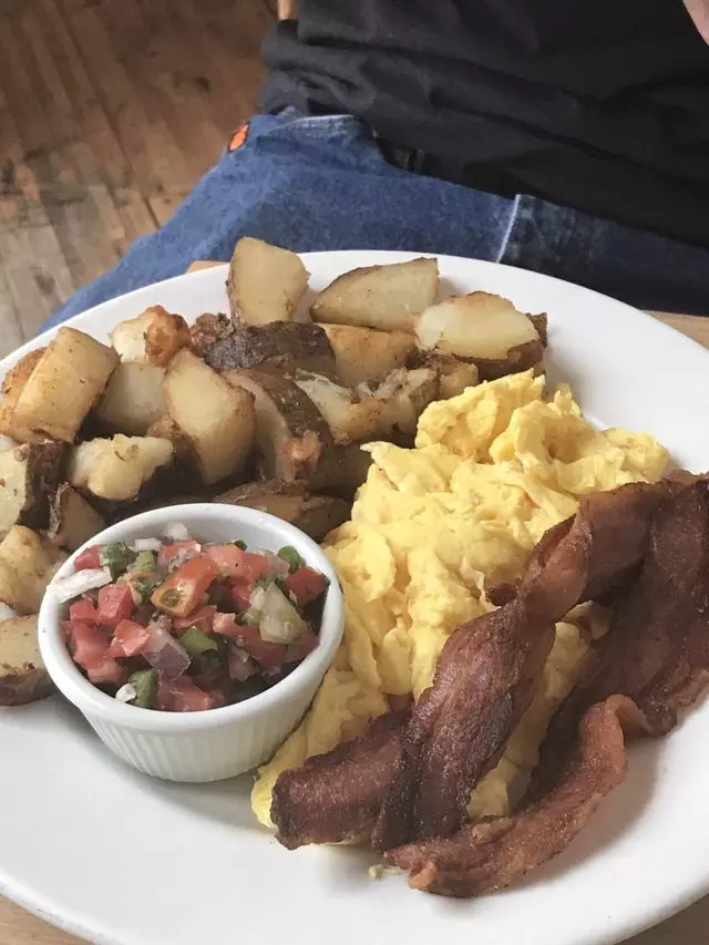 Sally’s Restaurant