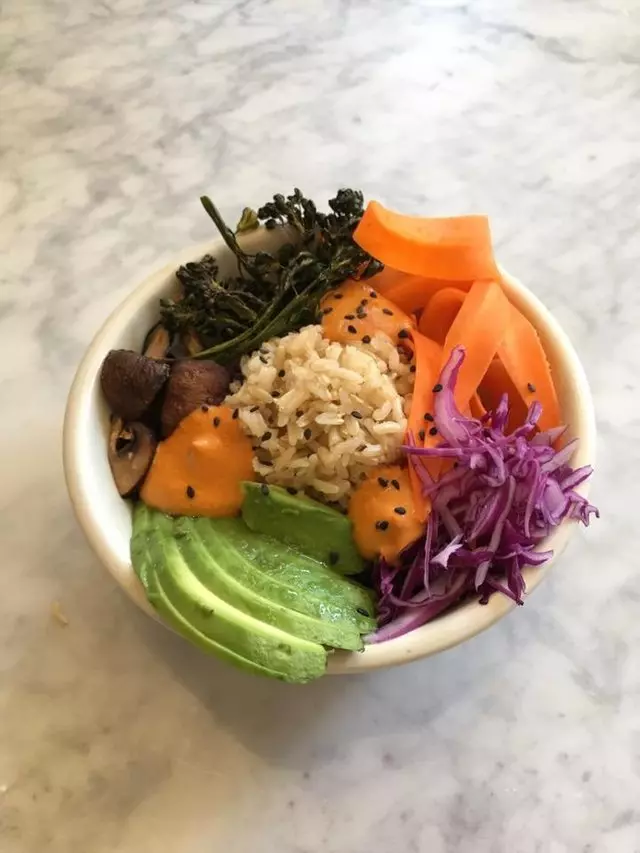 Nourish Cafe