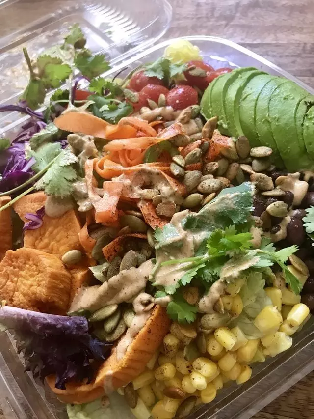 Nourish Cafe