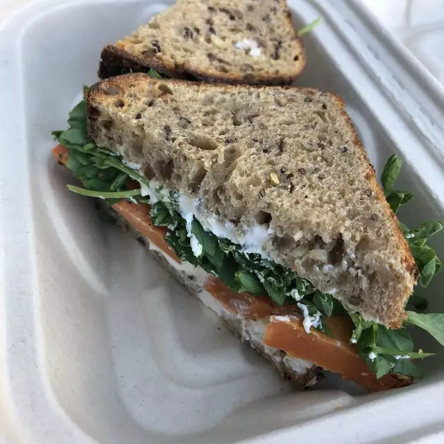 Nourish Cafe