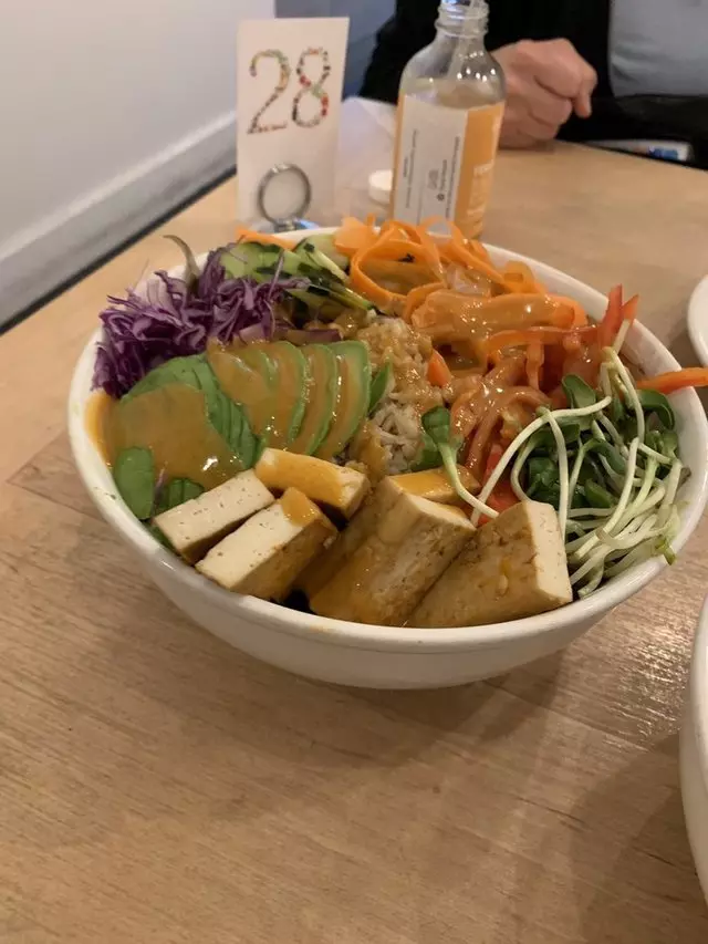 Nourish Cafe