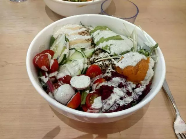 Nourish Cafe