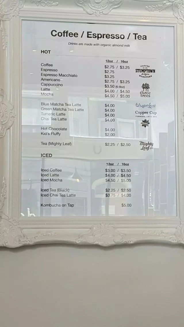 Nourish Cafe