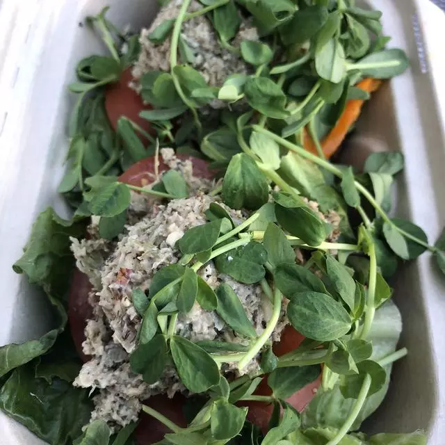 Nourish Cafe