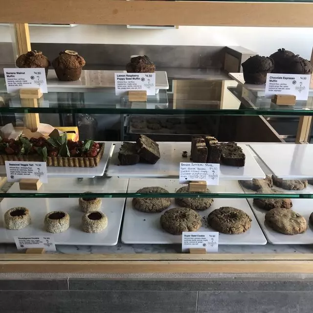 Nourish Cafe