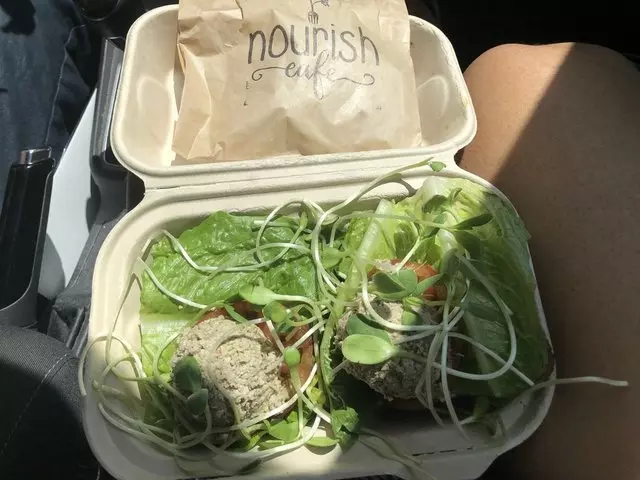 Nourish Cafe