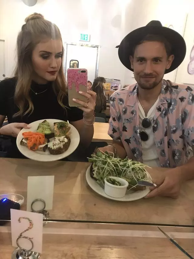 Nourish Cafe