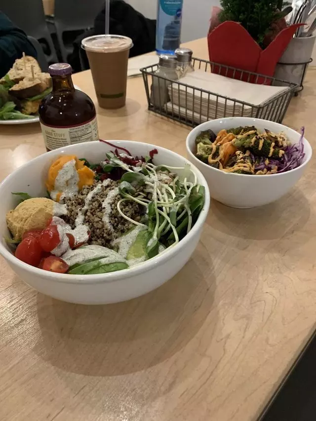 Nourish Cafe