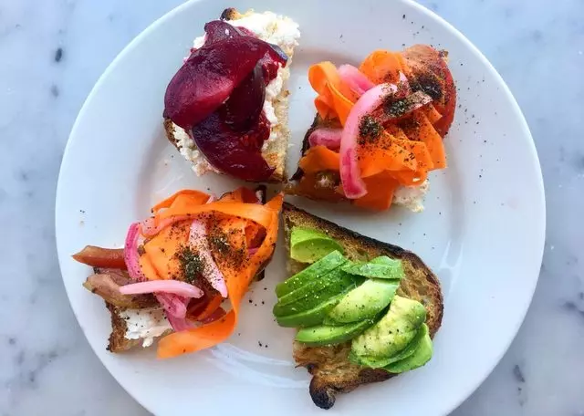 Nourish Cafe