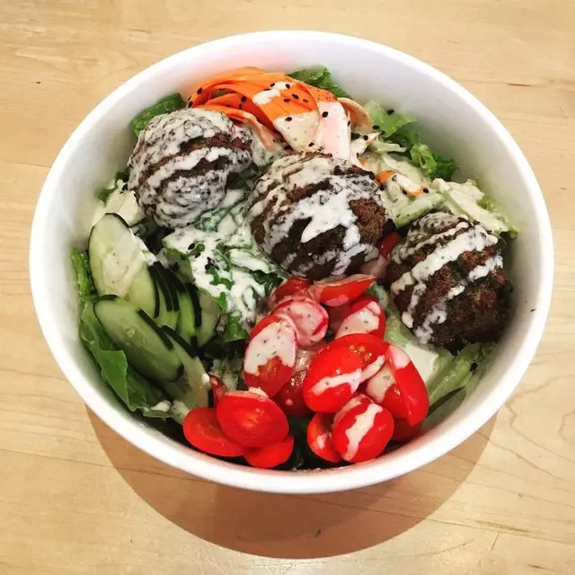 Nourish Cafe