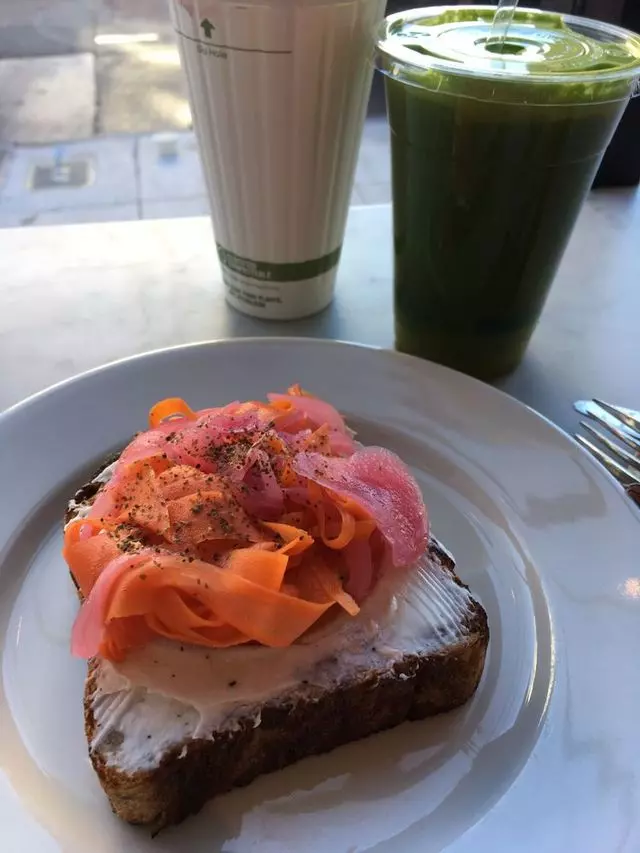 Nourish Cafe