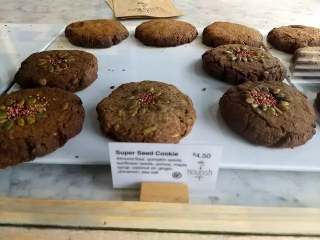 Nourish Cafe