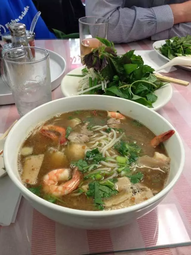 Mong Thu Cafe