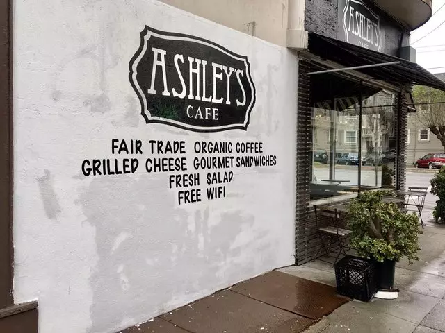 Ashley’s Cafe