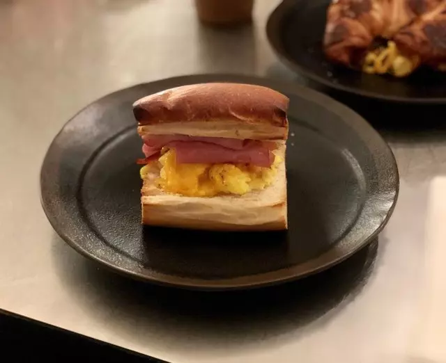 Ashley’s Cafe