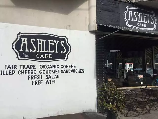 Ashley’s Cafe