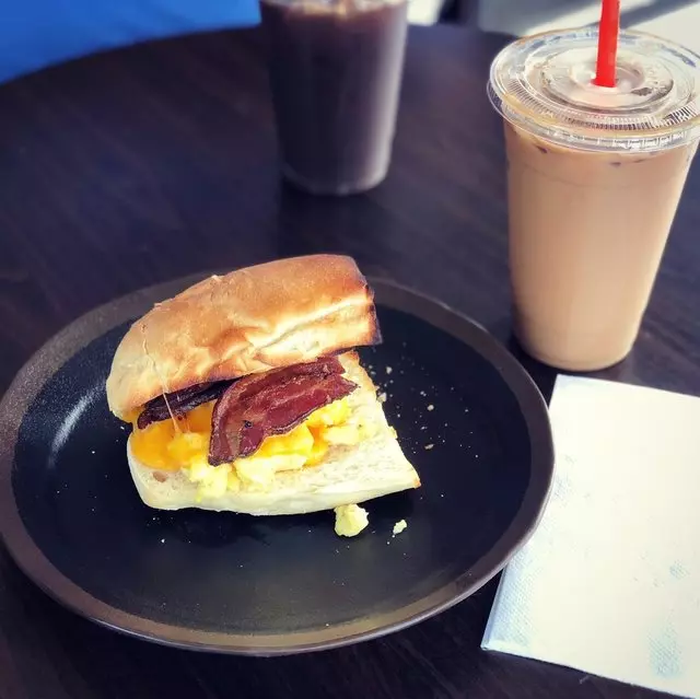 Ashley’s Cafe