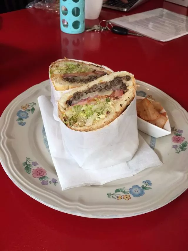 Ashley’s Cafe