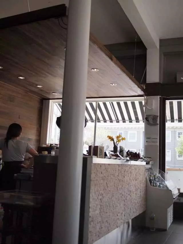 Ashley’s Cafe
