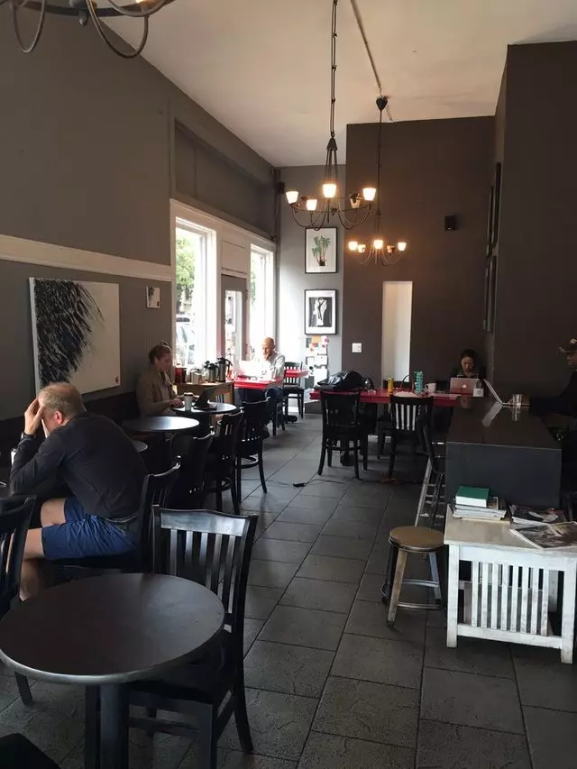 Ashley’s Cafe