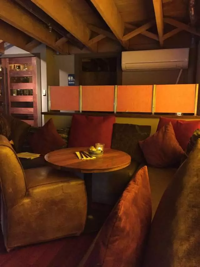 Nihon Whisky Lounge
