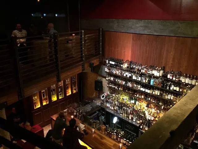 Nihon Whisky Lounge