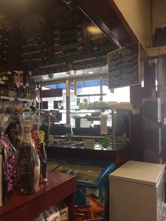 Handy Deli