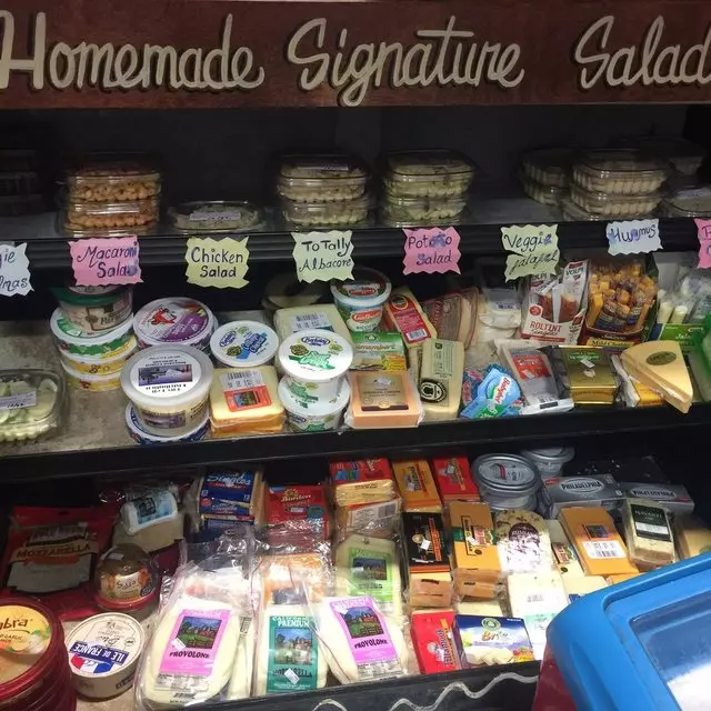 Handy Deli