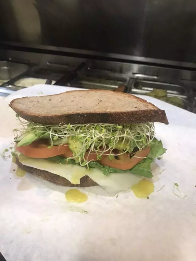 Handy Deli