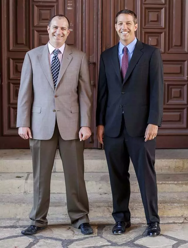 Da Vega, Fisher & Mechtenberg LLP