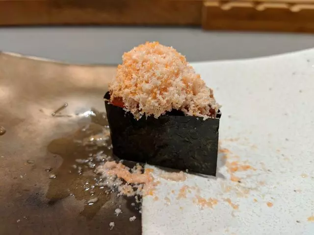 jū-ni