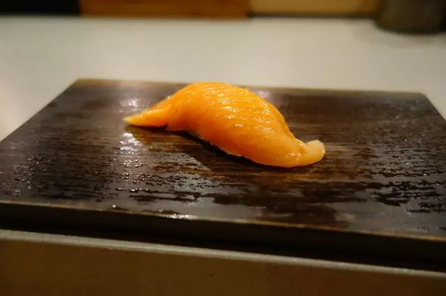 jū-ni