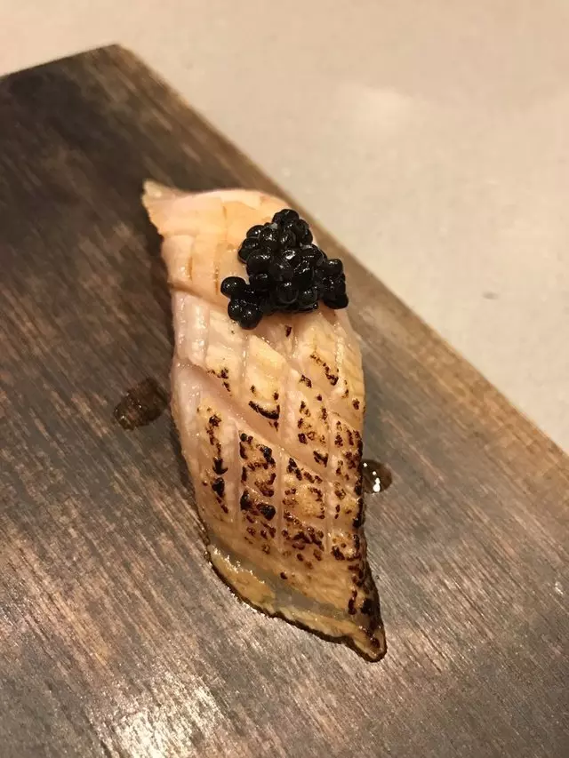 jū-ni