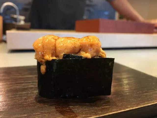 jū-ni