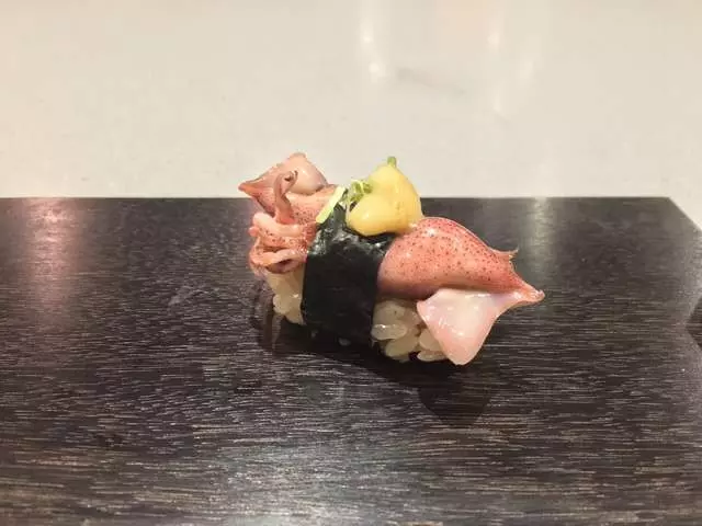 jū-ni