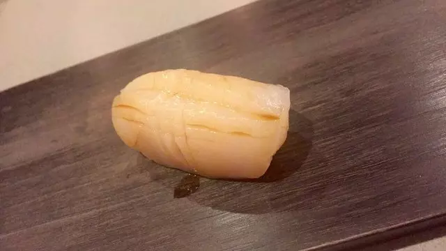 jū-ni