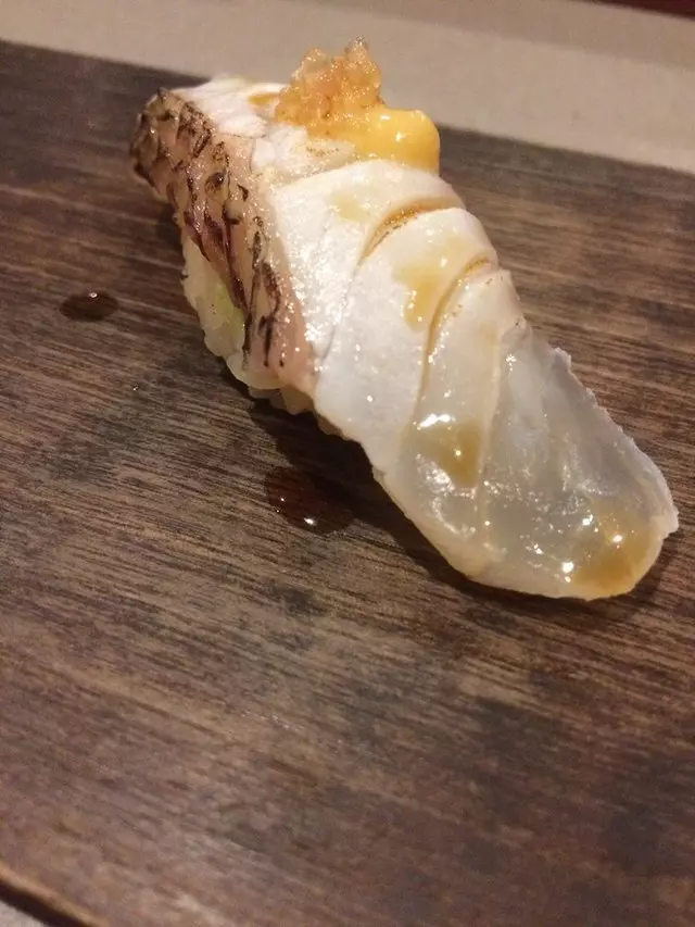 jū-ni
