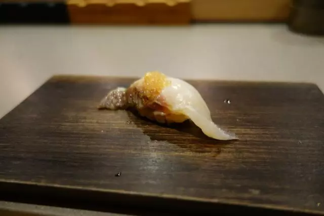 jū-ni
