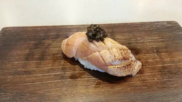 jū-ni