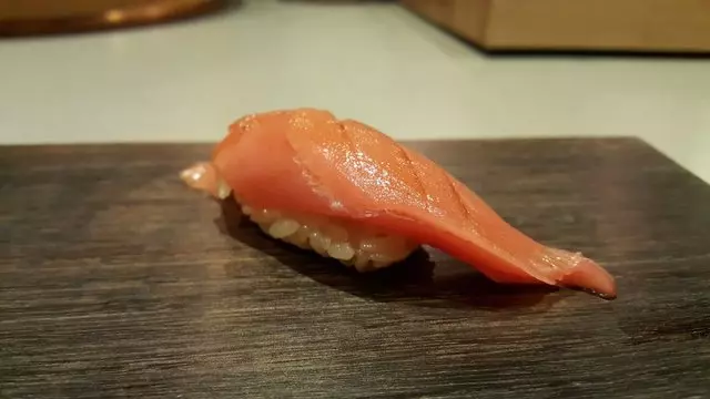 jū-ni
