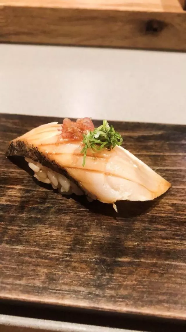 jū-ni